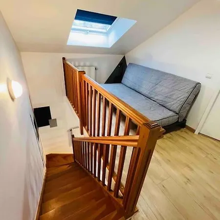Apartment Spacieux / T2 Refais A Neuf / Proche Centre Chambery